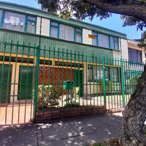 Casa en venta Cundinamarca Bogotá La Castellana 288 m2 Habitaciones 4 Baños 4 Garajes 1 Precio $1550000000