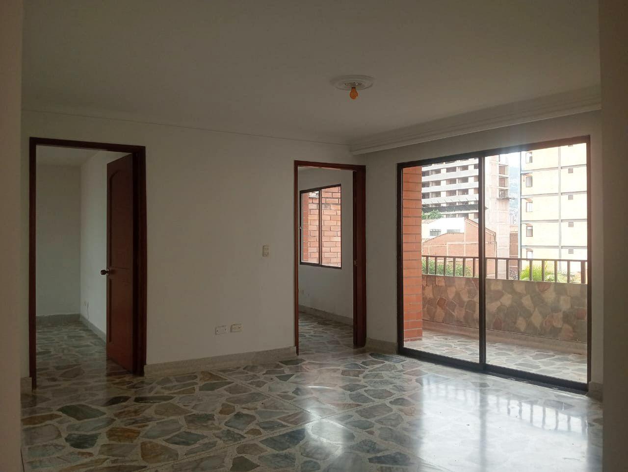 Apartamento en arriendo Antioquia Medellín Florida Nueva 150 m2 Habitaciones 3 Baños 2 Garajes 1 Precio $3100000