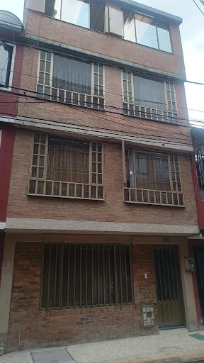 Casa en venta Cundinamarca Bogotá La Faena 247 m2 Habitaciones 6 Baños 3 Garajes 0 Precio $390000000