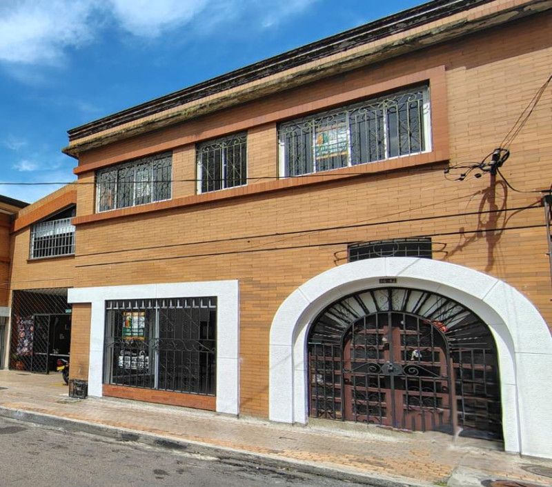 Oficina en arriendo Santander Bucaramanga Centro 137 m2 Habitaciones 0 Baños 1 Garajes 0 Precio $3156000