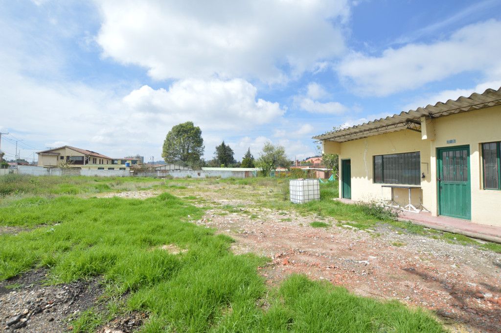 Lote en arriendo Cundinamarca Bogotá San José De Bavaria 1828 m2 Habitaciones 0 Baños 0 Garajes 0 Precio $20000000