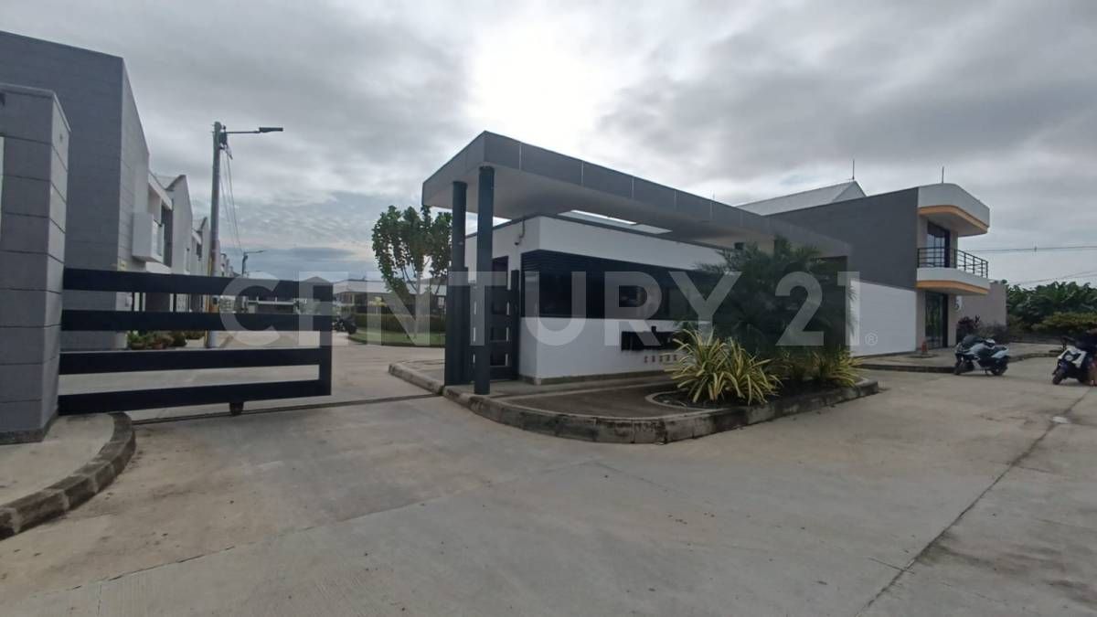 Casa en arriendo Antioquia Apartadó Obrero 108 m2 Habitaciones 4 Baños 2 Garajes 1 Precio $2400000