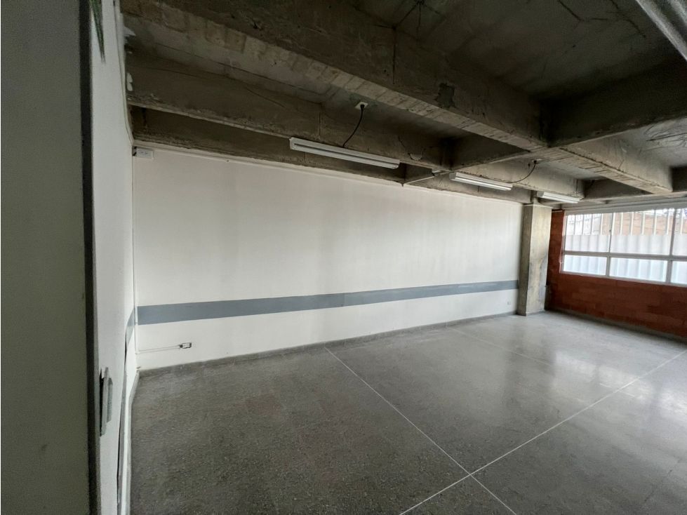 Local en arriendo Caldas Manizales Palo Grande 205 m2 Habitaciones 0 Baños 2 Garajes 0 Precio $6900000