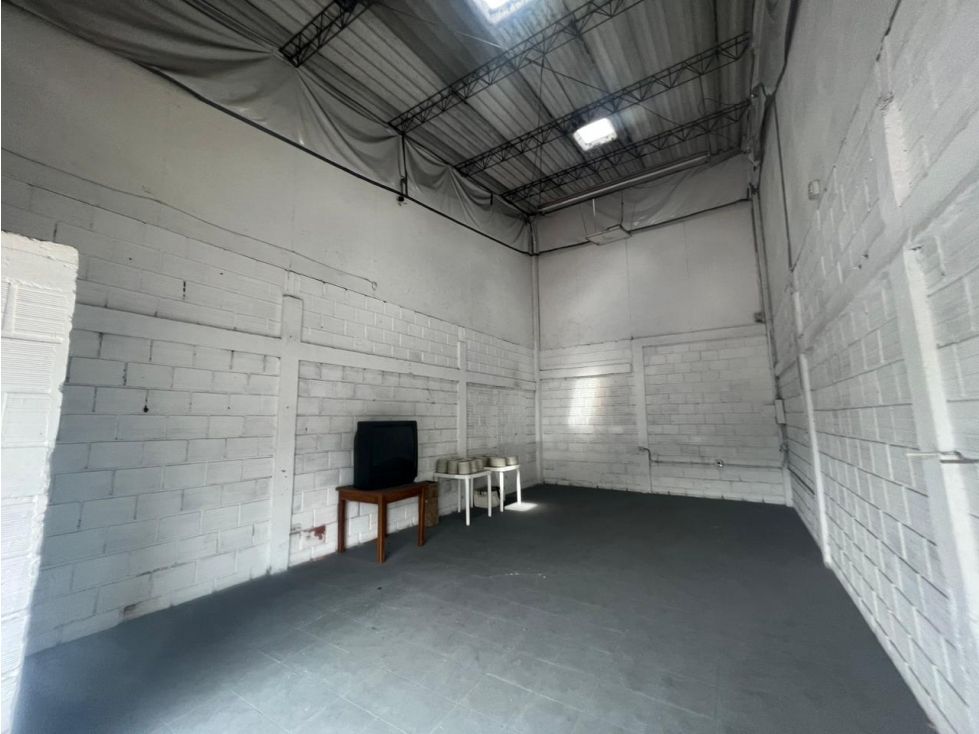 Local en arriendo Caldas Villamaría Santa Ana 50 m2 Habitaciones 0 Baños 1 Garajes 0 Precio $2200000