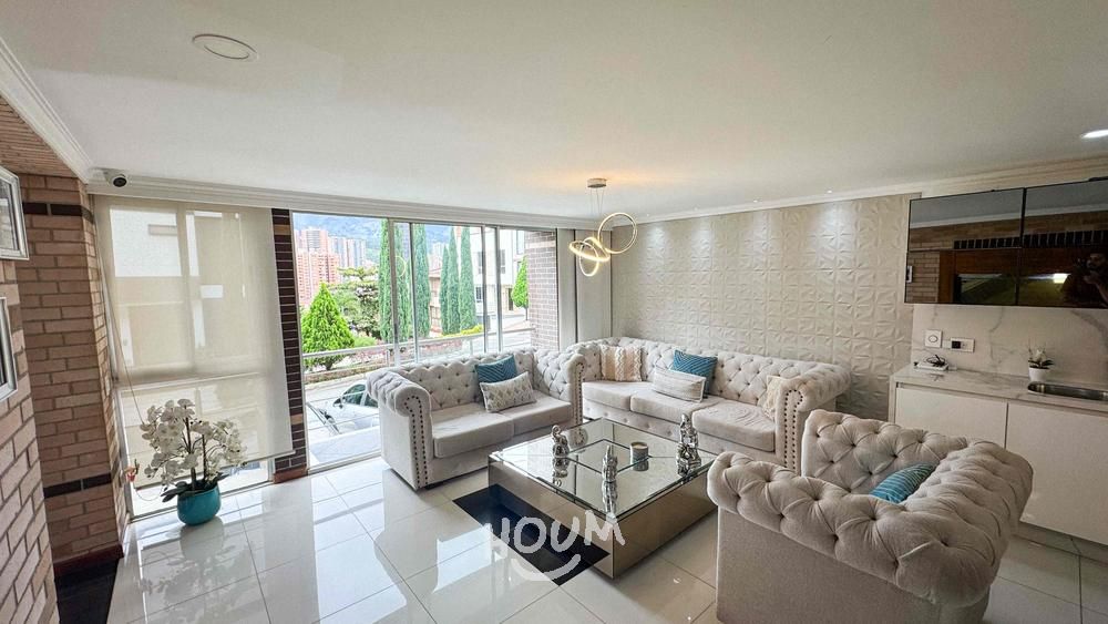 Casa en venta Antioquia Sabaneta Vegas De La Doctora 467 m2 Habitaciones 5 Baños 6 Garajes 6 Precio $1980000000