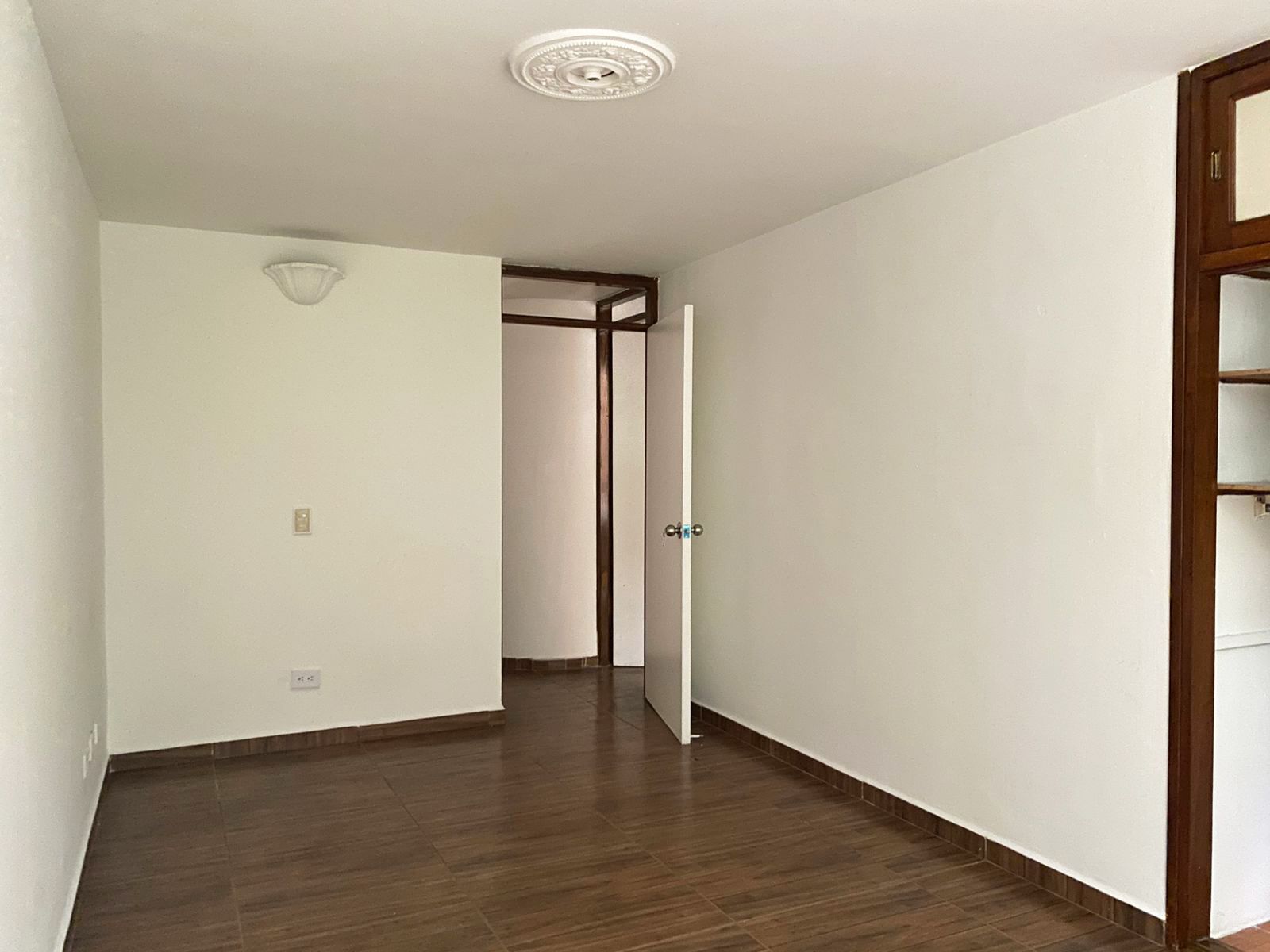 Casa en arriendo Antioquia Envigado Las Palmas 150 m2 Habitaciones 3 Baños 2 Garajes 1 Precio $3150000