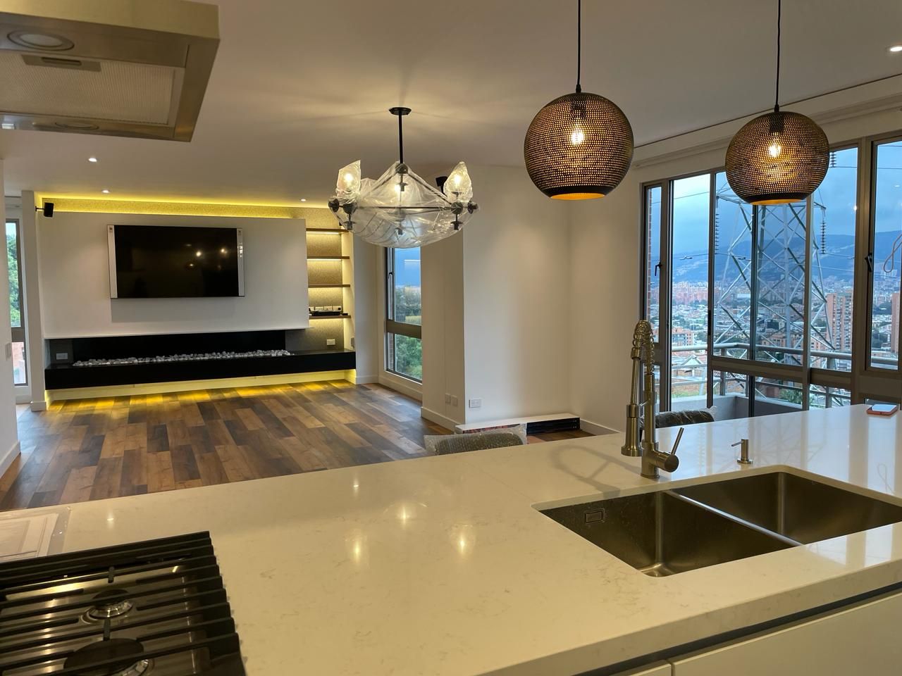 Apartamento en venta Cundinamarca Bogotá Niza Suba 192 m2 Habitaciones 3 Baños 3 Garajes 2 Precio $1850000000