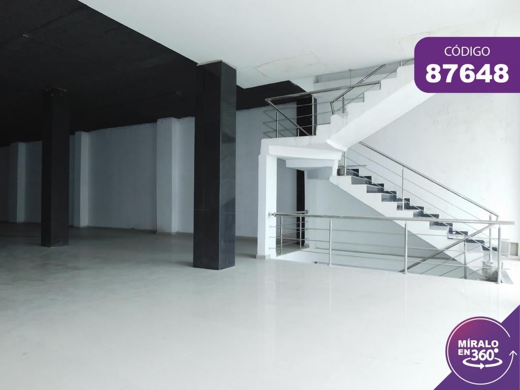 Local en arriendo Atlántico Barranquilla El Recreo 800 m2 Habitaciones 0 Baños 1 Garajes 8 Precio $8000000