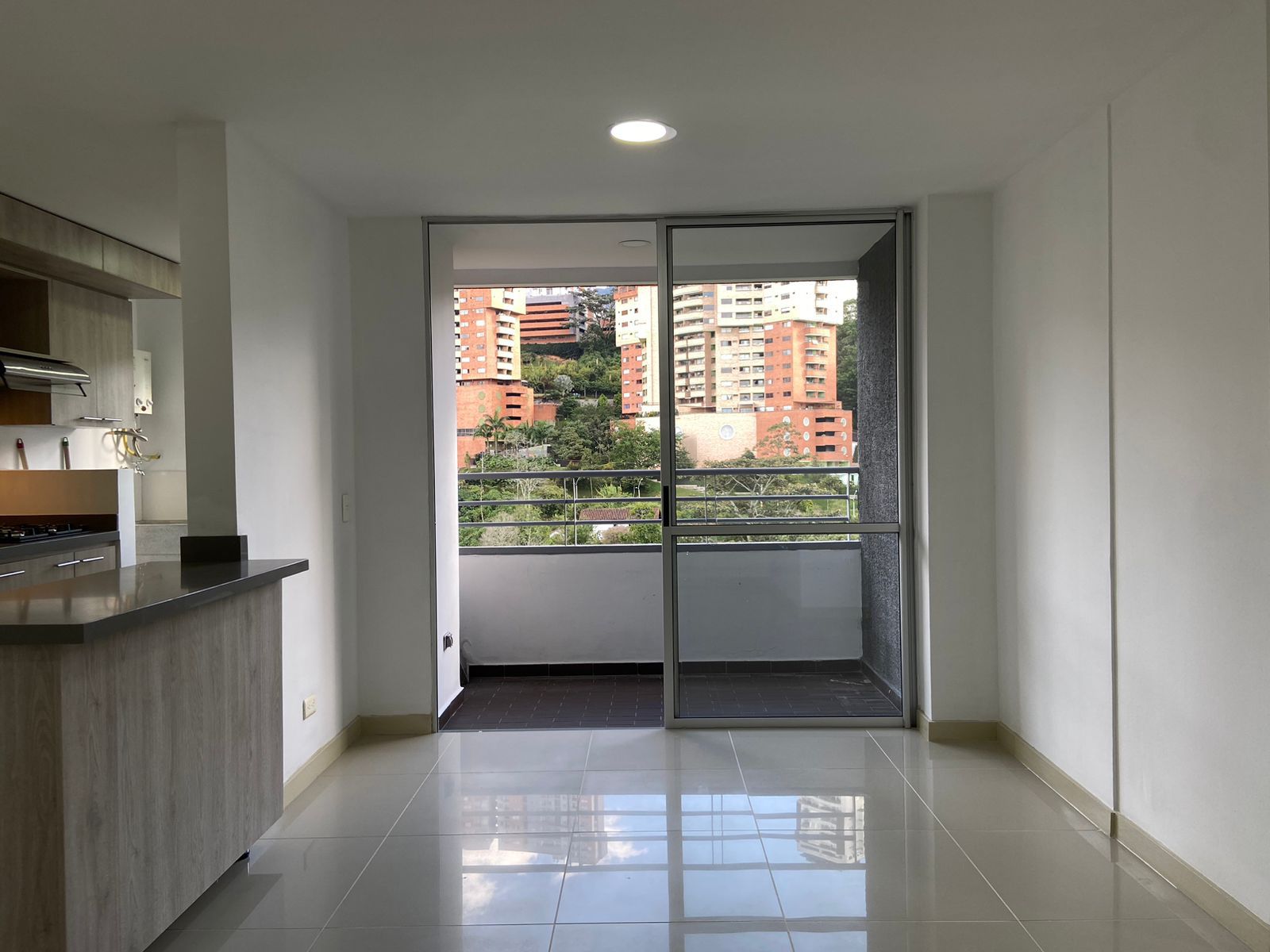 Apartamento en arriendo Antioquia Sabaneta Aldea Verde 62 m2 Habitaciones 3 Baños 2 Garajes 1 Precio $2600000