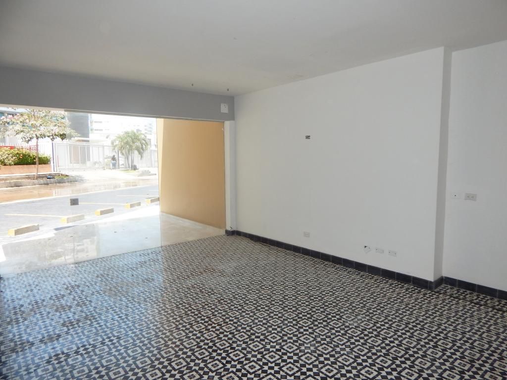 Local en arriendo Atlántico Barranquilla Paraiso 40 m2 Habitaciones 0 Baños 1 Garajes 1 Precio $3200000