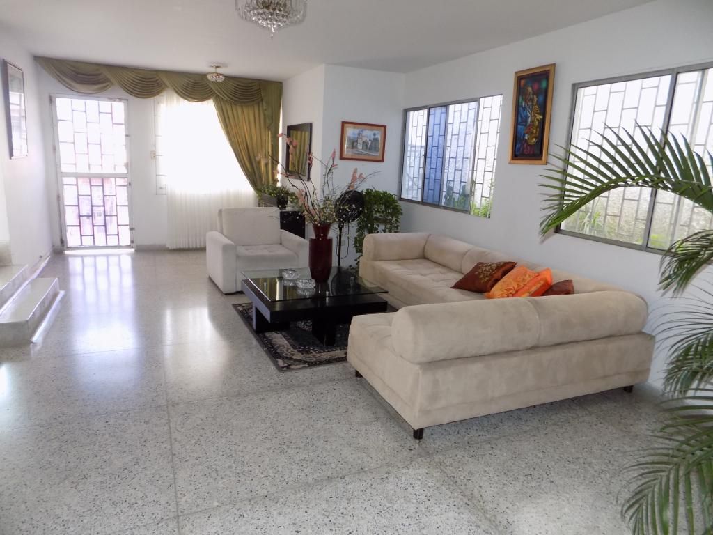 Casa en arriendo Atlántico Barranquilla El Tabor 341 m2 Habitaciones 4 Baños 4 Garajes 4 Precio $7000000