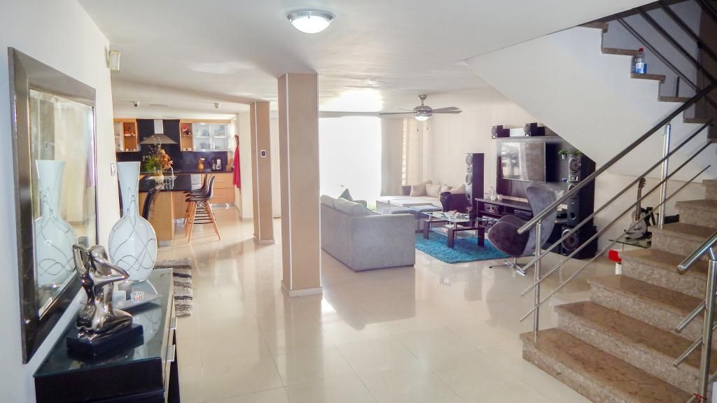 Casa en venta Atlántico Barranquilla El Golf 400 m2 Habitaciones 3 Baños 3 Garajes 2 Precio $1400000000