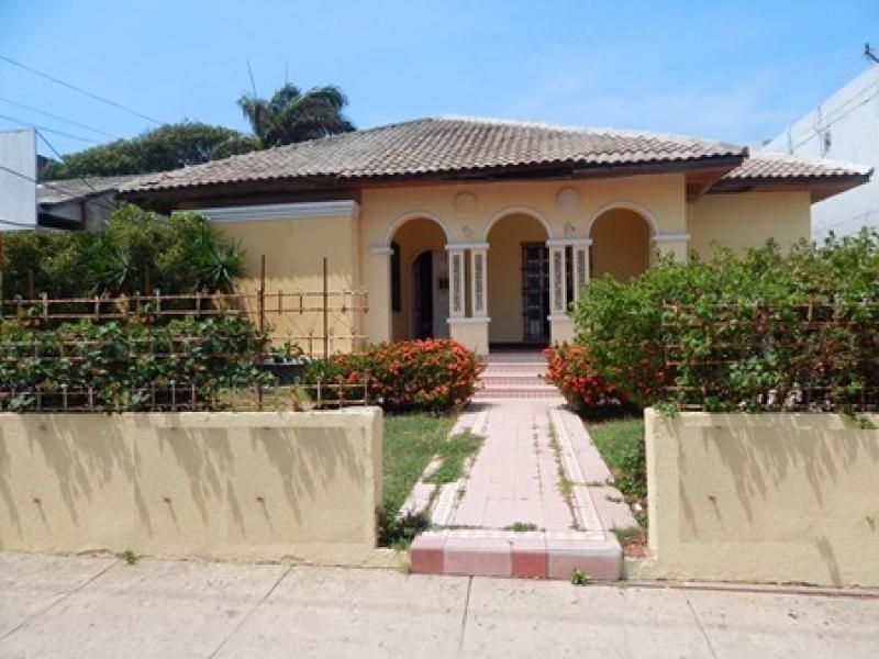 Casa en venta Atlántico Barranquilla Altos Del Prado 449 m2 Habitaciones 5 Baños 3 Garajes 2 Precio $1300000000