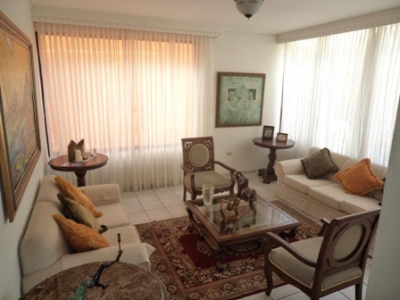 Casa en venta Atlántico Barranquilla Altos De Riomar 370 m2 Habitaciones 4 Baños 5 Garajes 2 Precio $1600000000
