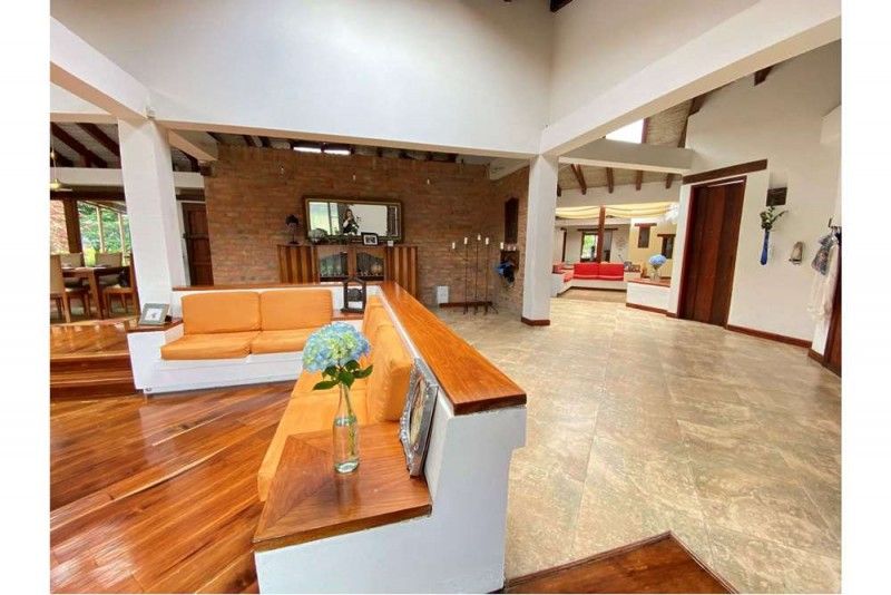 Casa Campestre en venta Cundinamarca Tenjo Tenjo 560 m2 Habitaciones 4 Baños 5 Garajes 2 Precio $2200000000