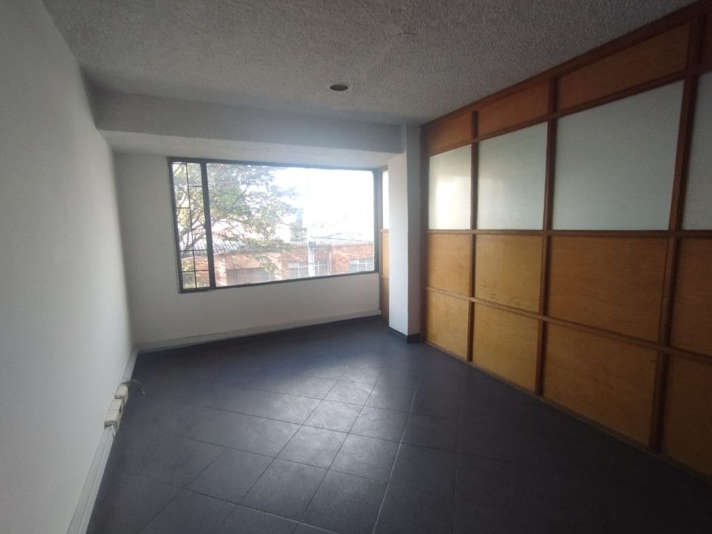 Oficina en arriendo Cundinamarca Bogotá Quinta Camacho 39 m2 Habitaciones 0 Baños 1 Garajes 0 Precio $1805180