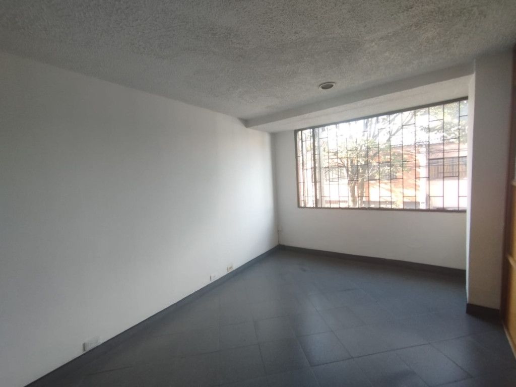 Oficina en arriendo Cundinamarca Bogotá Quinta Camacho 36 m2 Habitaciones 0 Baños 1 Garajes 0 Precio $1694180