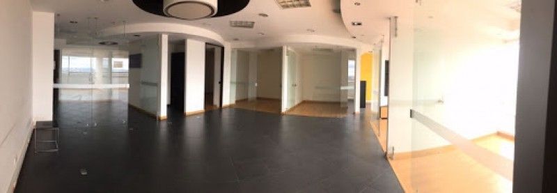 Oficina en venta Cundinamarca Bogotá Los Alpes 118 m2 Habitaciones 0 Baños 1 Garajes 3 Precio $1200000000