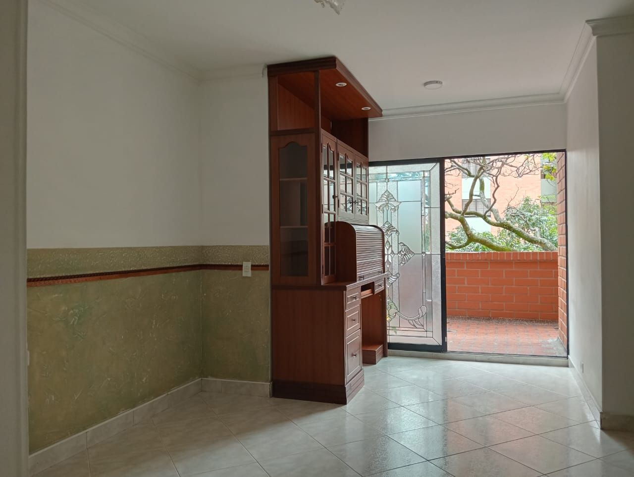 Apartamento en arriendo Antioquia Medellín Carlos E Restrepo 165 m2 Habitaciones 3 Baños 2 Garajes 1 Precio $3900000