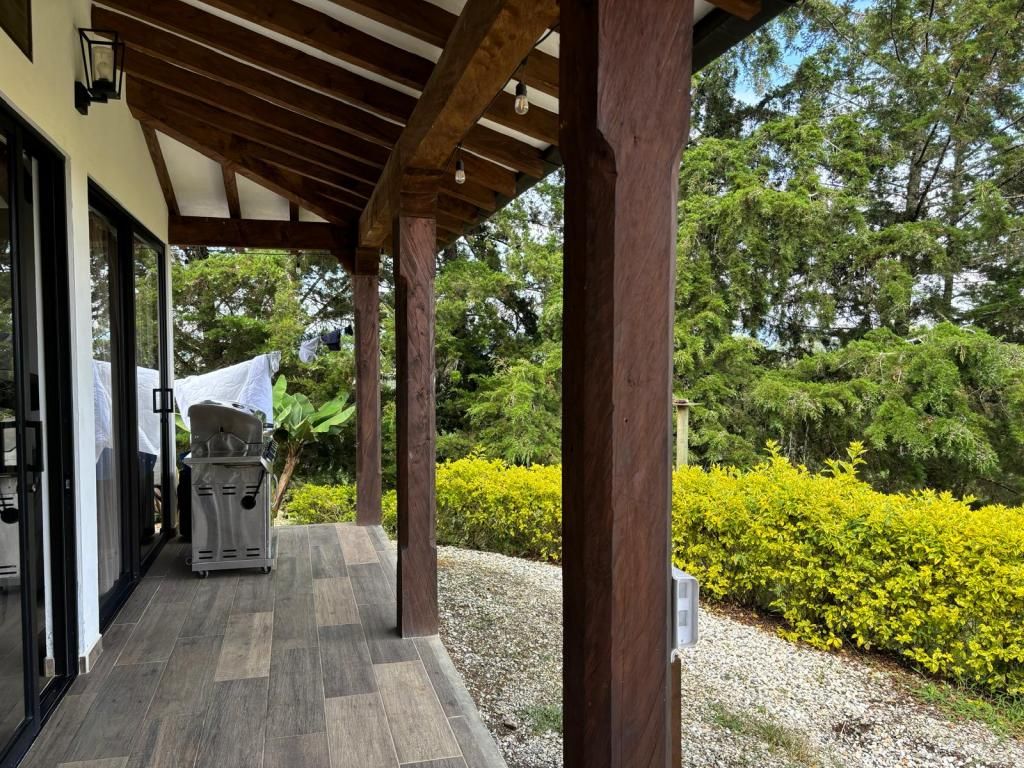 Finca en arriendo Antioquia El Carmen De Viboral El Carmen De Viboral 250 m2 Habitaciones 3 Baños 2 Garajes 0 Precio $3900000