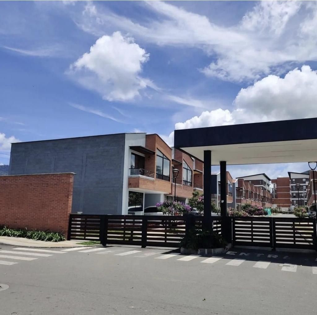 Lote en venta Antioquia La Ceja Centro 80 m2 Habitaciones 0 Baños 0 Garajes 0 Precio $220000000