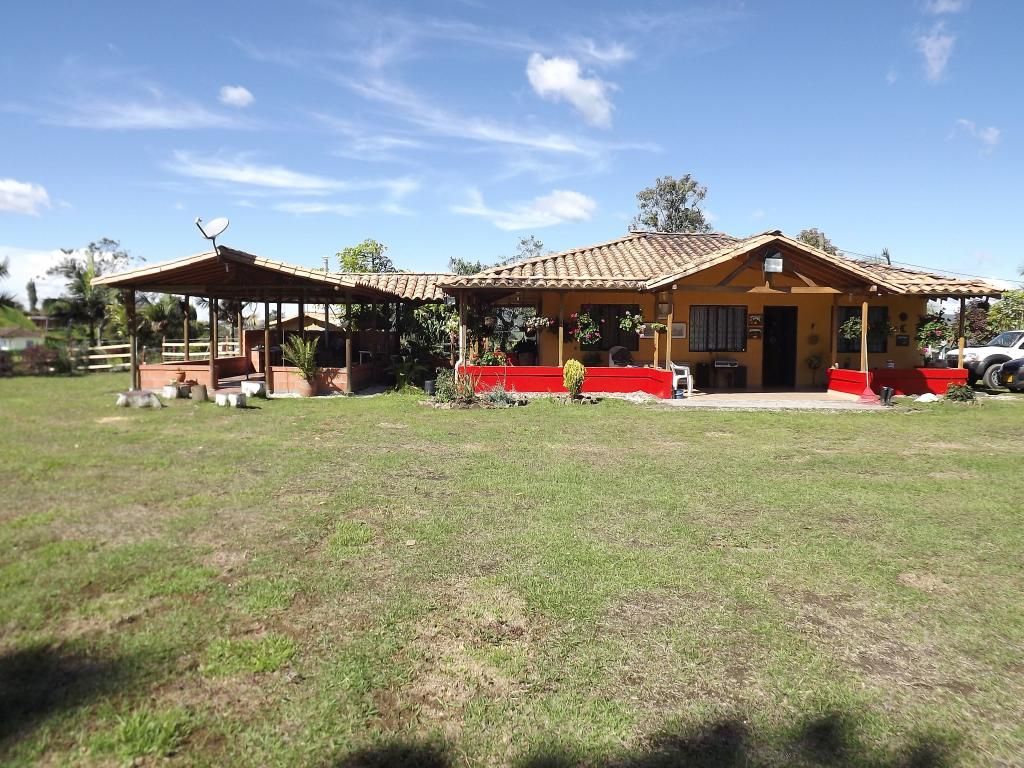 Finca en venta Antioquia Marinilla Marinilla 135 m2 Habitaciones 4 Baños 3 Garajes 0 Precio $875000000