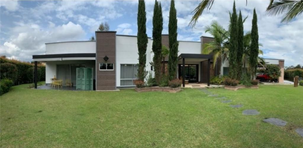 Finca en venta Antioquia Rionegro Rionegro 432 m2 Habitaciones 3 Baños 4 Garajes 1 Precio $2550000000