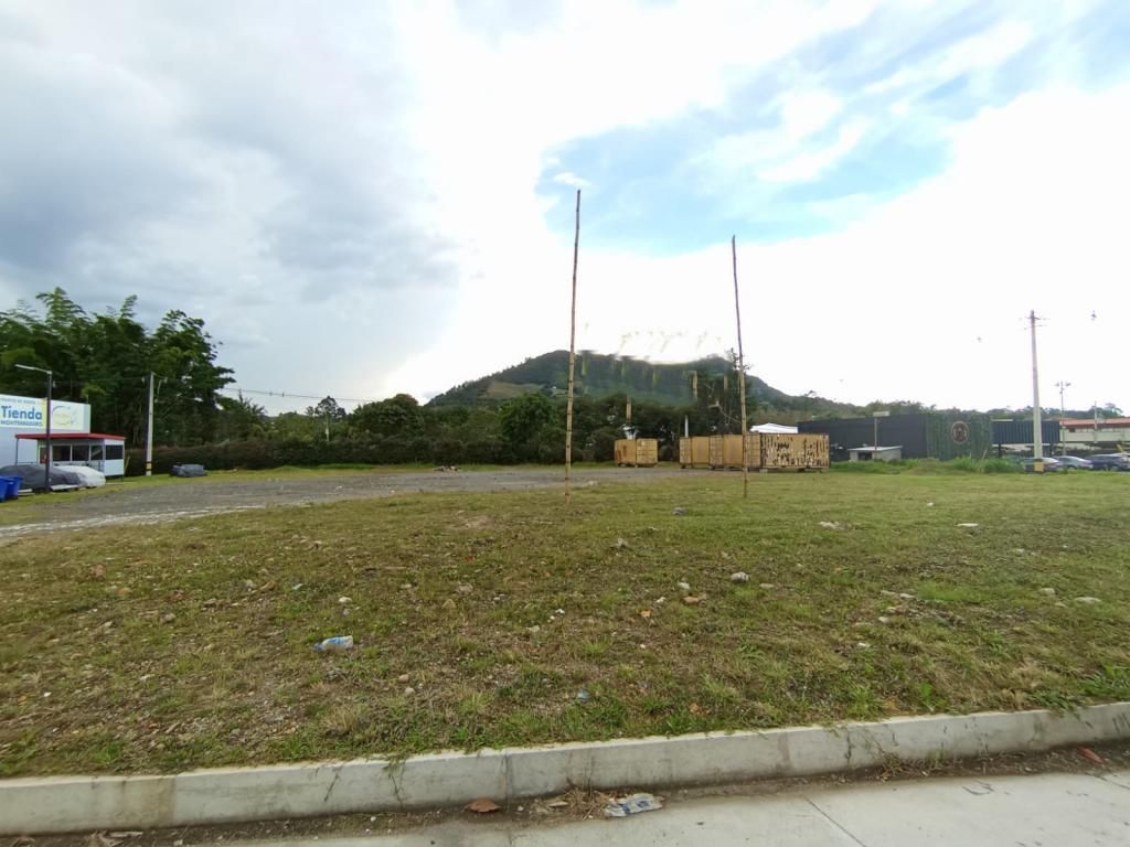 Lote en arriendo Antioquia La Ceja La Ceja 4000 m2 Habitaciones 0 Baños 0 Garajes 0 Precio $10000000