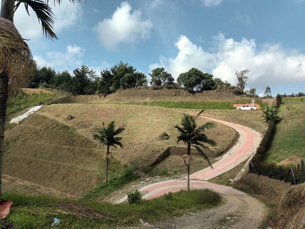 Lote en venta Antioquia Marinilla Marinilla 3880 m2 Habitaciones 0 Baños 0 Garajes 0 Precio $550000000