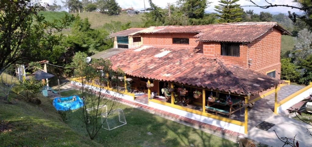 Finca en venta Antioquia Marinilla Marinilla 220 m2 Habitaciones 5 Baños 3 Garajes 0 Precio $780000000