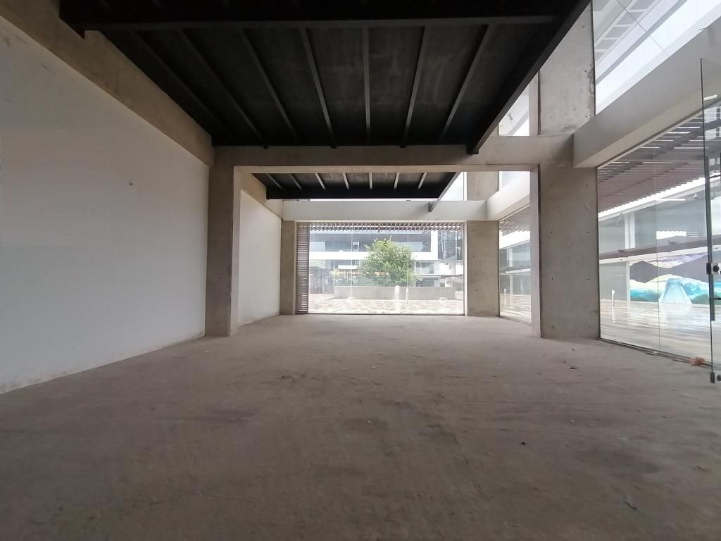 Local en venta Cundinamarca Cajicá Calahorra 137 m2 Habitaciones 0 Baños 0 Garajes 2 Precio $1200000000