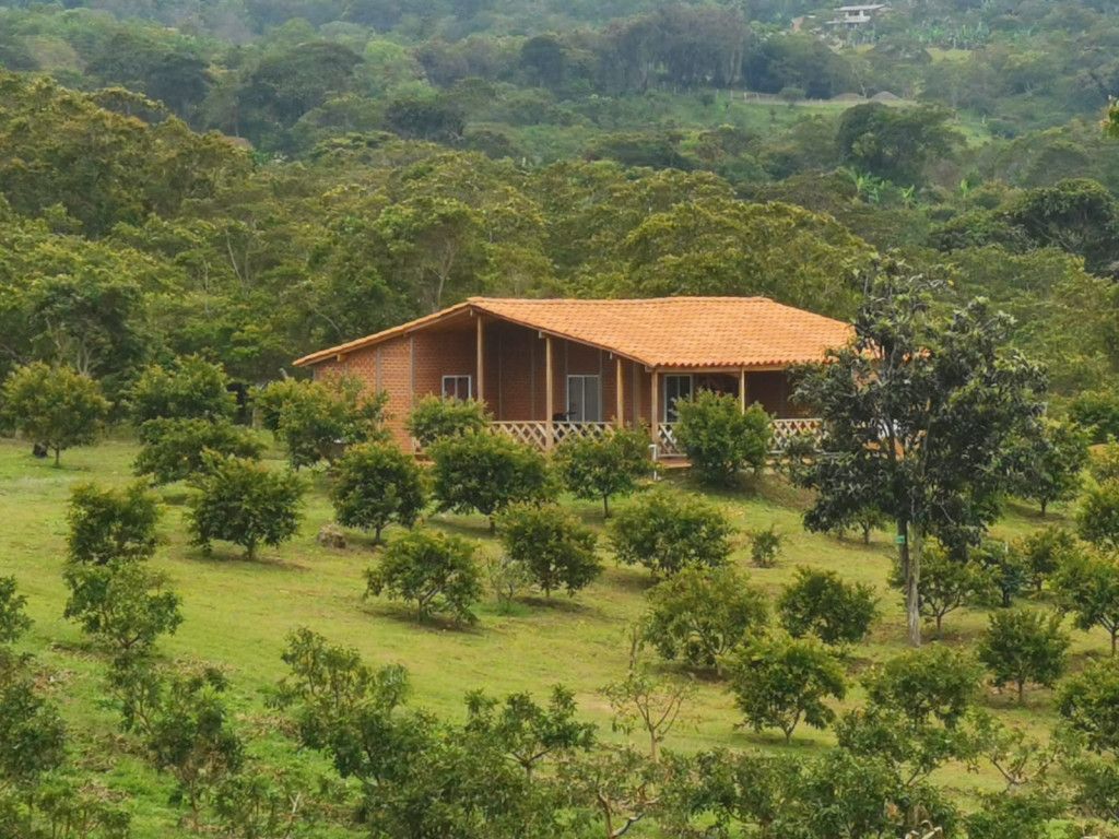 Finca en venta Boyacá Moniquirá Moniquira 77 m2 Habitaciones 3 Baños 2 Garajes 7 Precio $1070000000
