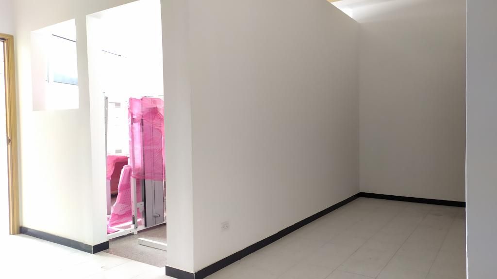 Local en arriendo Cundinamarca Bogotá Estoril 91 m2 Habitaciones 0 Baños 3 Garajes 1 Precio $10936800