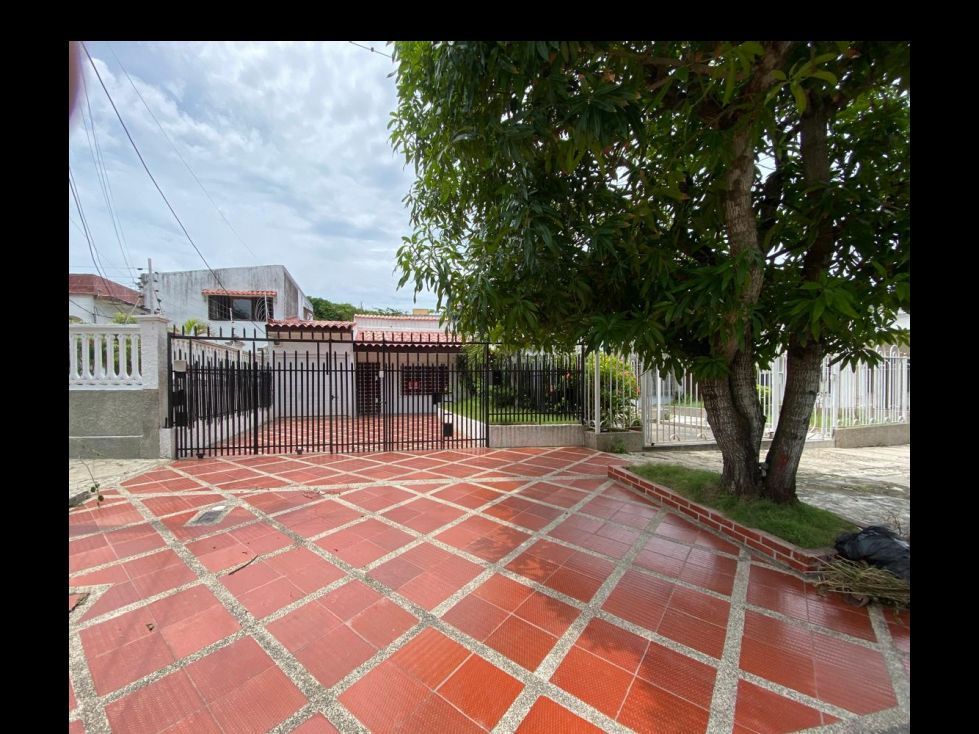 Casa en venta Atlántico Barranquilla Boston 246 m2 Habitaciones 4 Baños 3 Garajes 2 Precio $550000000