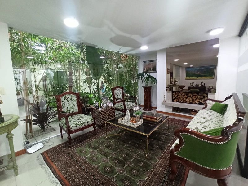 Casa en venta Cundinamarca Bogotá Santa Ana Occidental 550 m2 Habitaciones 5 Baños 5 Garajes 0 Precio $3500000000