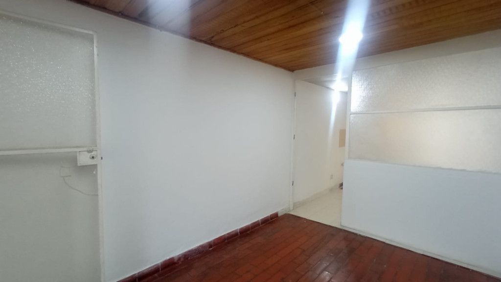 Consultorio en arriendo Cundinamarca Bogotá El Cedro Occidental 25 m2 Habitaciones 0 Baños 1 Garajes 0 Precio $900000