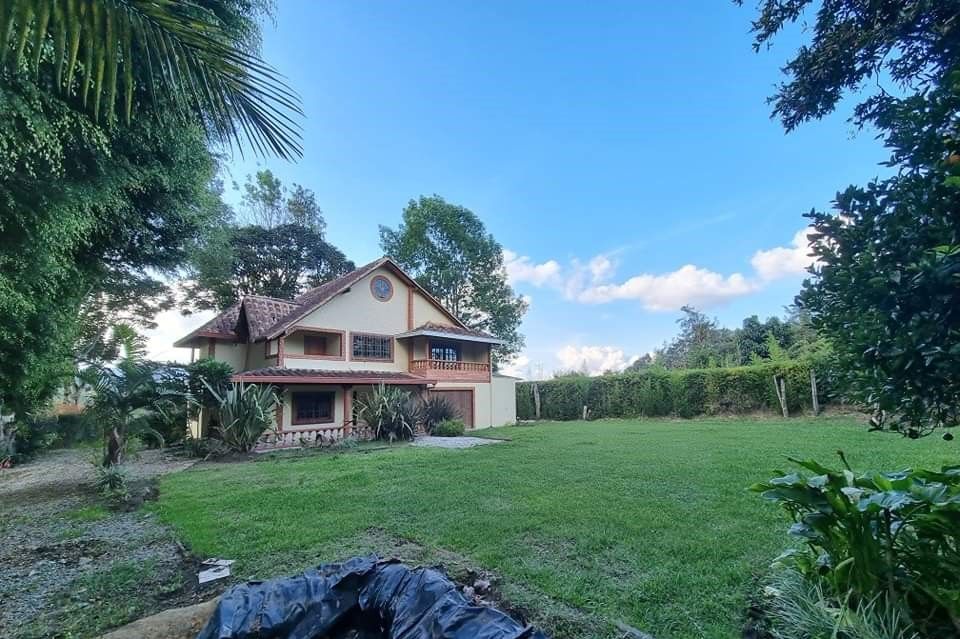 Casa en arriendo Antioquia Rionegro Santa Ana 250 m2 Habitaciones 4 Baños 2 Garajes 0 Precio $5000000