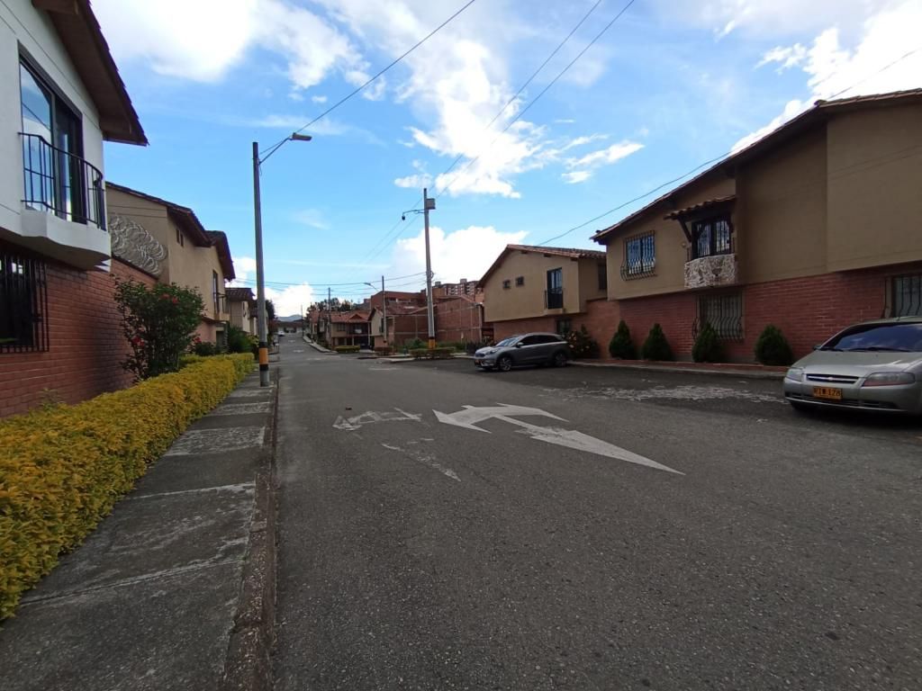 Casa en venta Antioquia Rionegro Santa Ana 235 m2 Habitaciones 5 Baños 6 Garajes 1 Precio $780000000