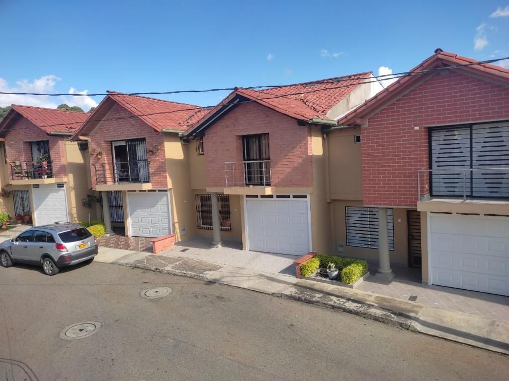 Casa en venta Antioquia Rionegro San Antonio 140 m2 Habitaciones 3 Baños 3 Garajes 1 Precio $630000000