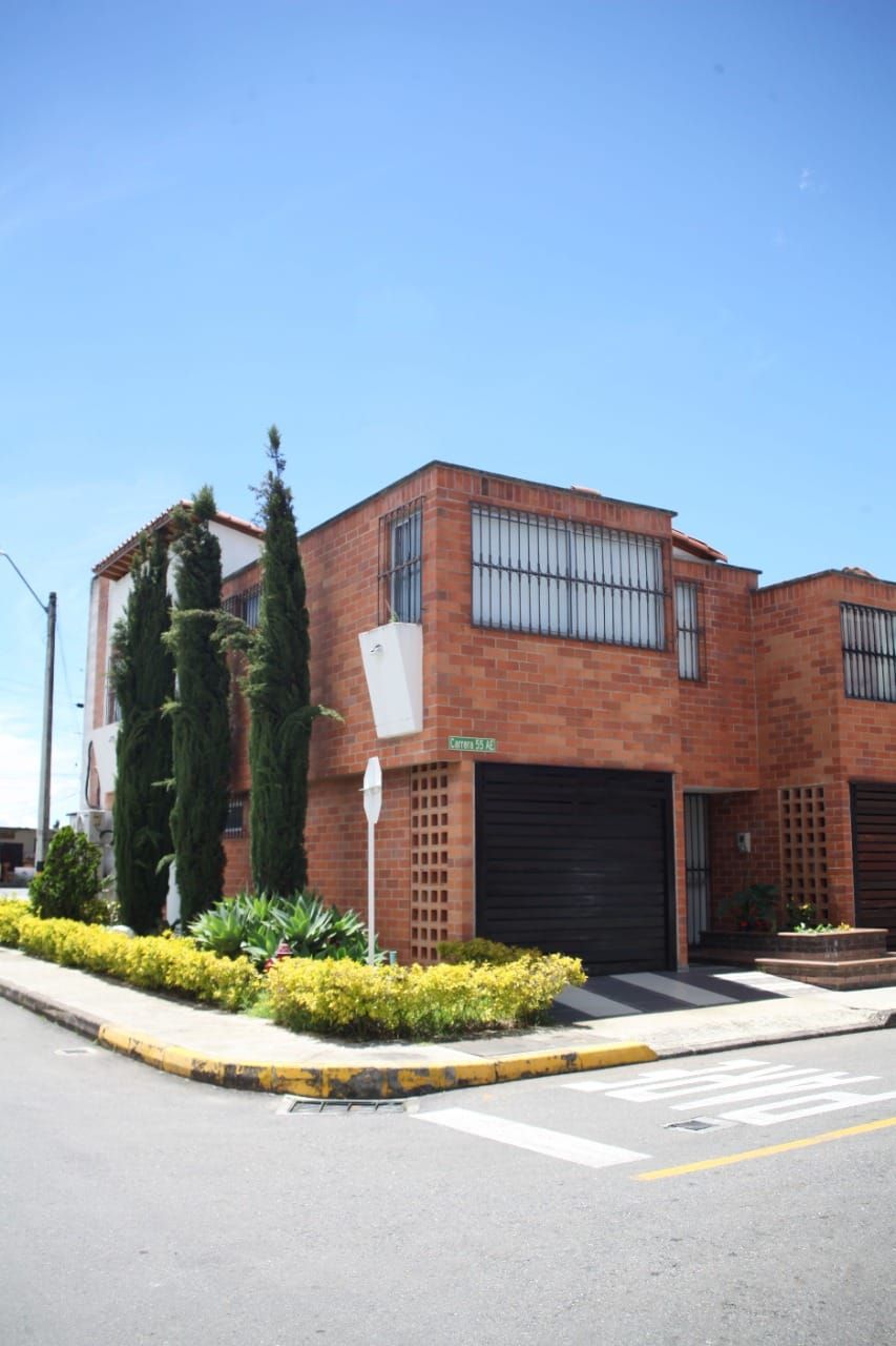 Casa en venta Antioquia Rionegro Rionegro 132 m2 Habitaciones 3 Baños 3 Garajes 1 Precio $800000000