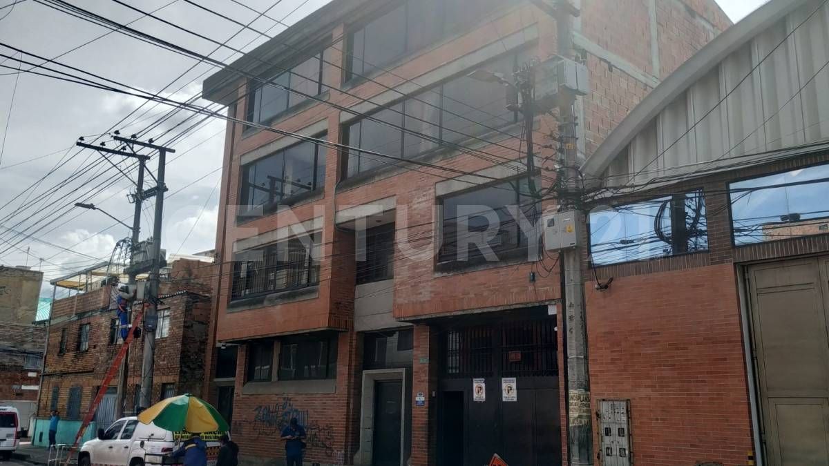 Bodega en arriendo Cundinamarca Bogotá Santander 980 m2 Habitaciones 0 Baños 0 Garajes 0 Precio $18500000