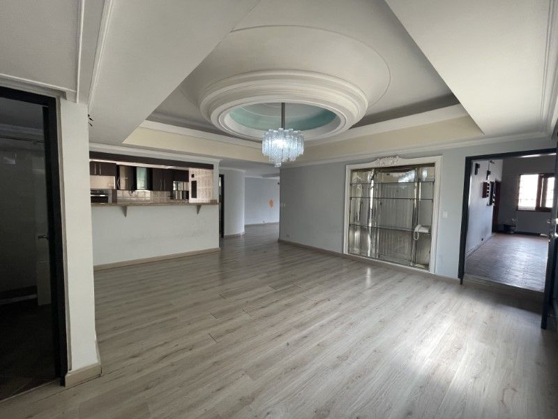Apartamento en venta Antioquia Medellín Estadio 500 m2 Habitaciones 5 Baños 5 Garajes 2 Precio $3800000000