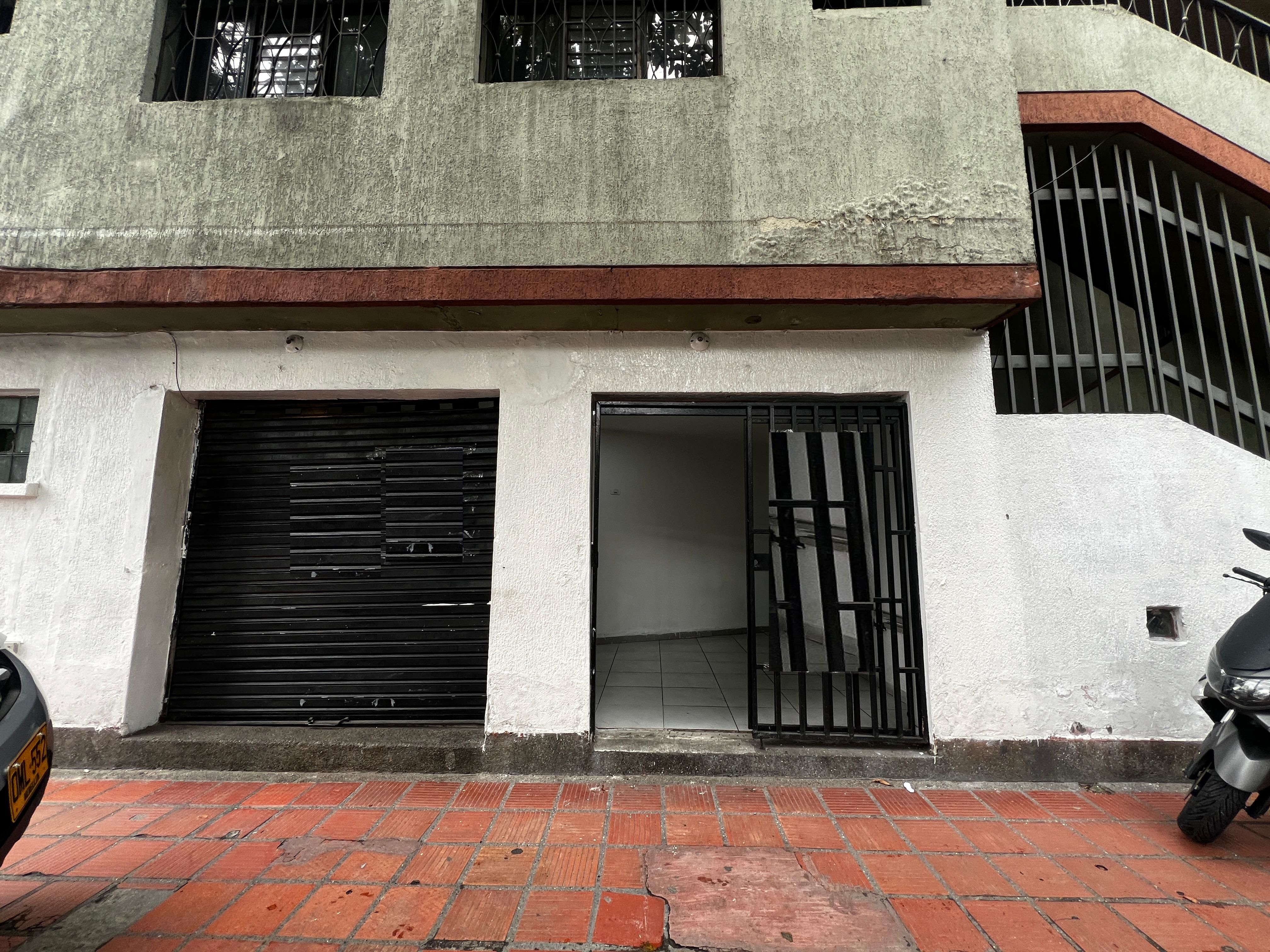 Local en arriendo Antioquia Medellín Estadio 30 m2 Habitaciones 0 Baños 1 Garajes 0 Precio $2300000
