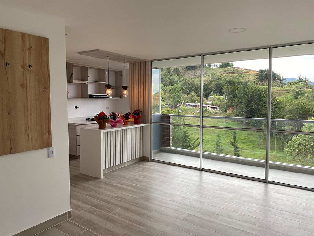 Apartamento en arriendo o venta Antioquia La Ceja Vereda Aguas Claras 64 m2 Habitaciones 2 Baños 2 Garajes 1 Precio venta $540000000 Precio arriendo $2800000