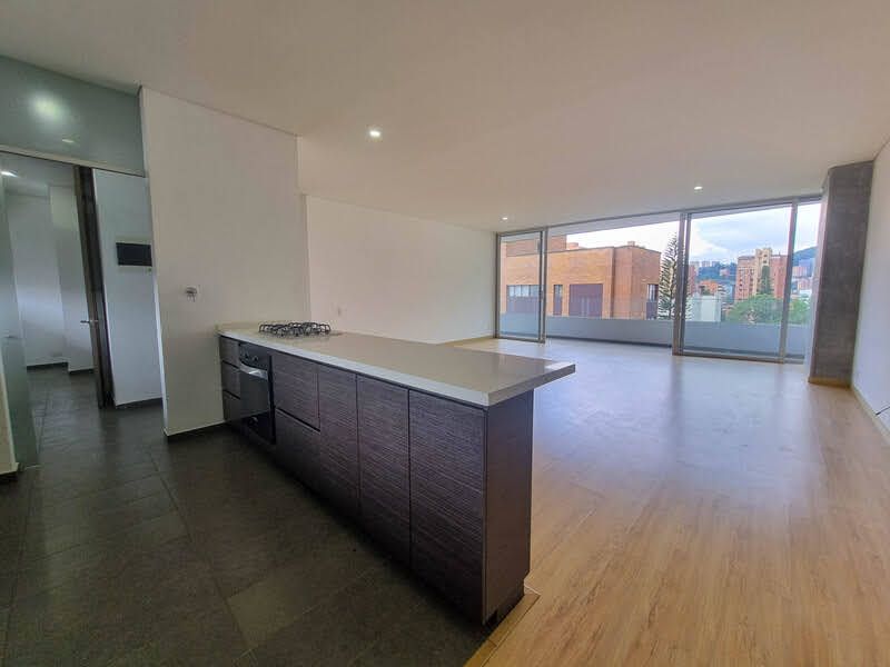 Apartamento en venta Antioquia Medellín Alejandria 80 m2 Habitaciones 2 Baños 4 Garajes 2 Precio $990000000