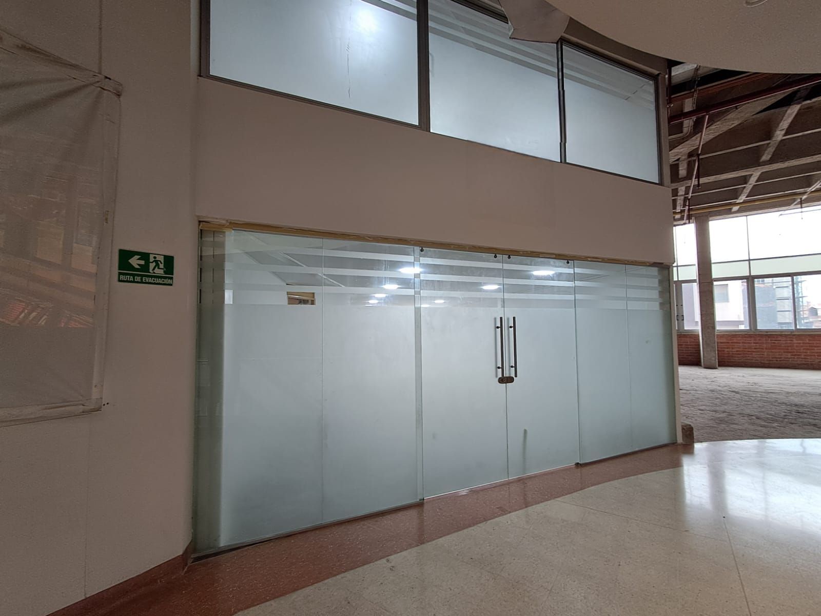 Local en arriendo Antioquia Itagüí Centro 130 m2 Habitaciones 0 Baños 2 Garajes 0 Precio $7140000