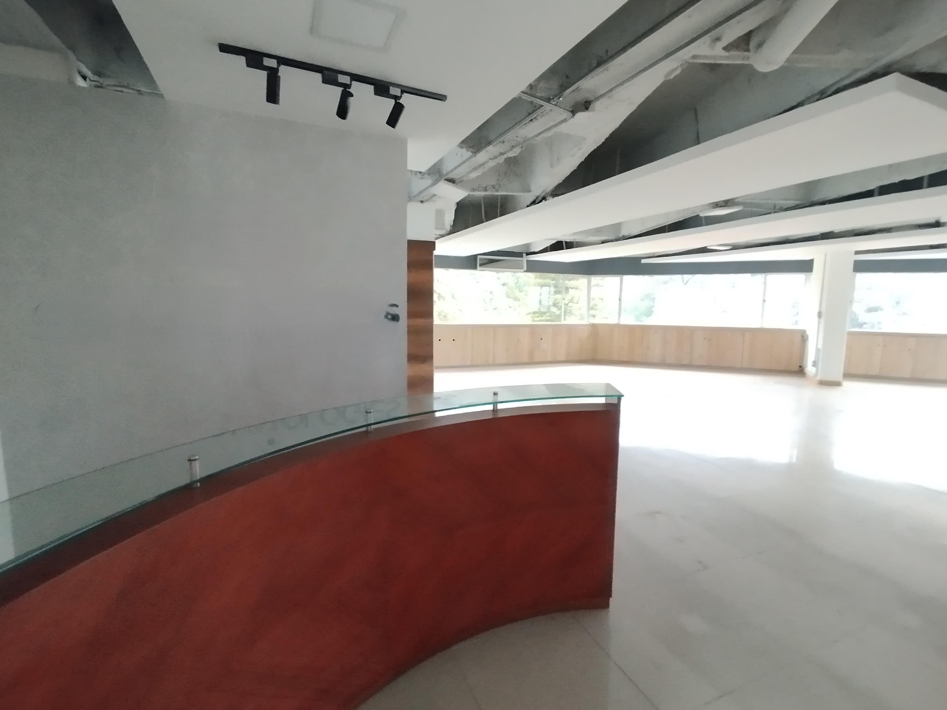 Oficina en arriendo Antioquia Medellín Villa Carlota 206 m2 Habitaciones 0 Baños 2 Garajes 2 Precio $13700000