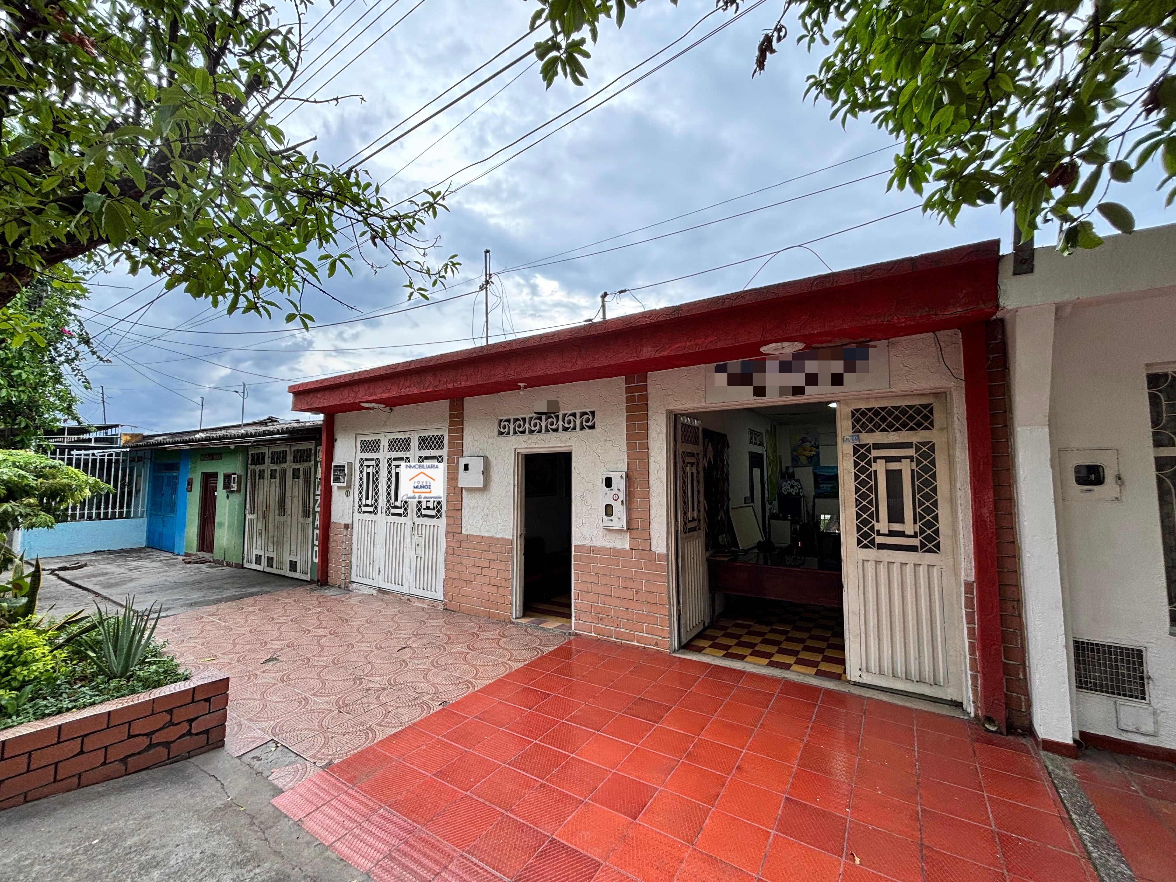 Lote Urbano en venta Huila Neiva Las Granjas 180 m2 Habitaciones 3 Baños 1 Garajes 1 Precio $370000000