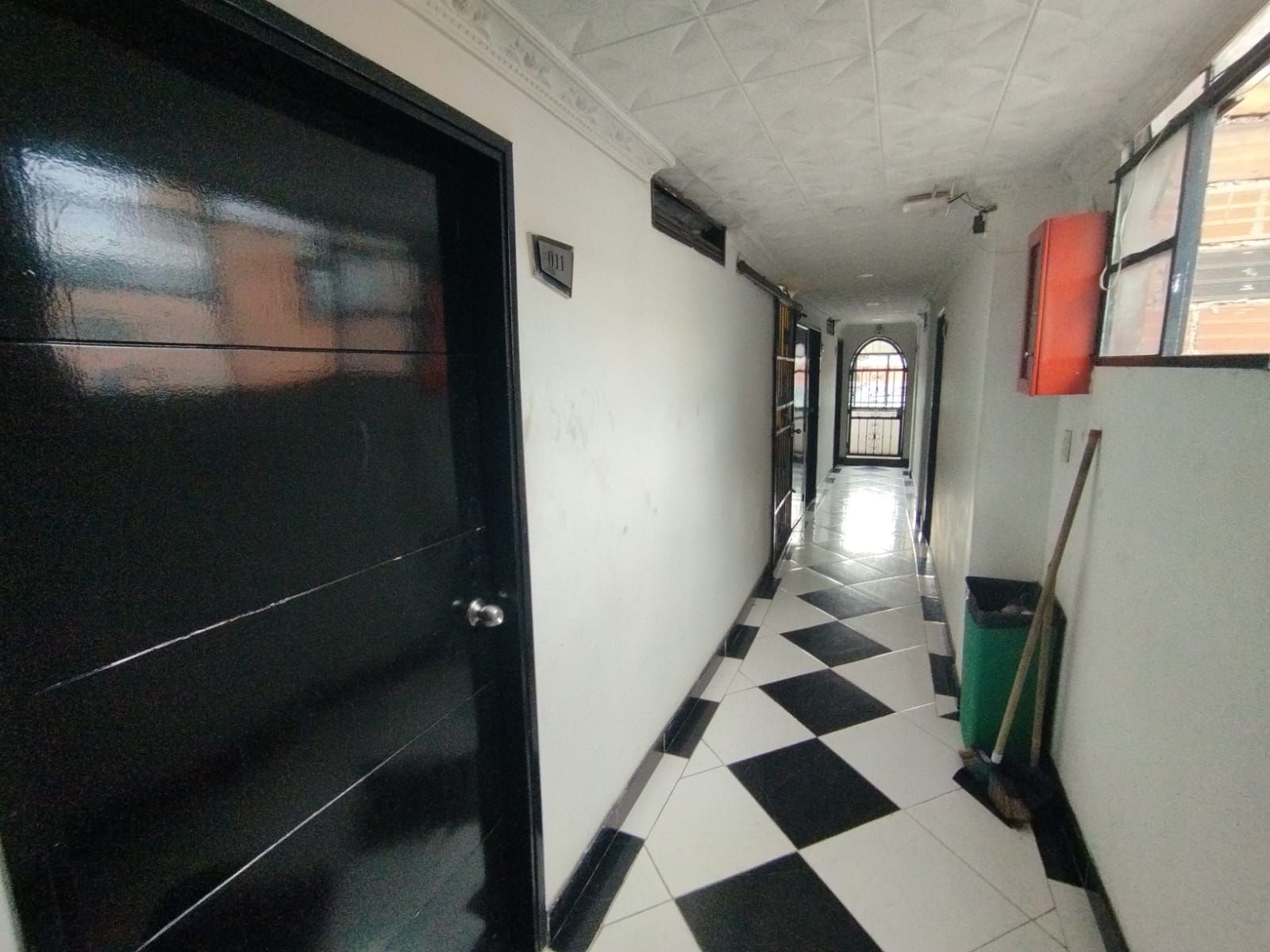 Edificio en arriendo Antioquia Medellín Estacion Villa 345 m2 Habitaciones 15 Baños 15 Garajes 0 Precio $13000000