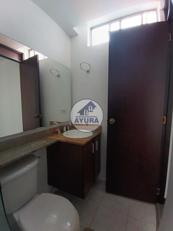 Apartamento en arriendo Antioquia Envigado Orense 108 m2 Habitaciones 3 Baños 3 Garajes 1 Precio $4400000
